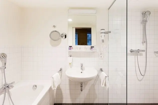 Premium Tek Büyük Yataklı Oda