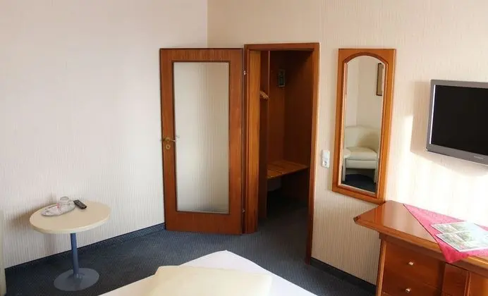 Comfort Tek Kişilik Oda