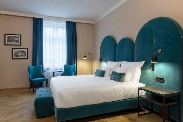 Junior Stüdyo Süit