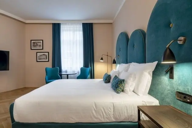 Junior Stüdyo Süit