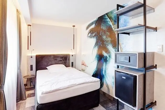 Comfort Oda, 1 Büyük (Queen) Boy Yatak