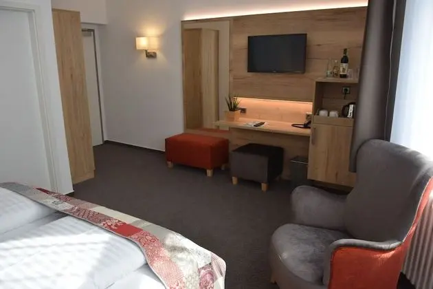 Comfort Tek Büyük Yataklı Oda