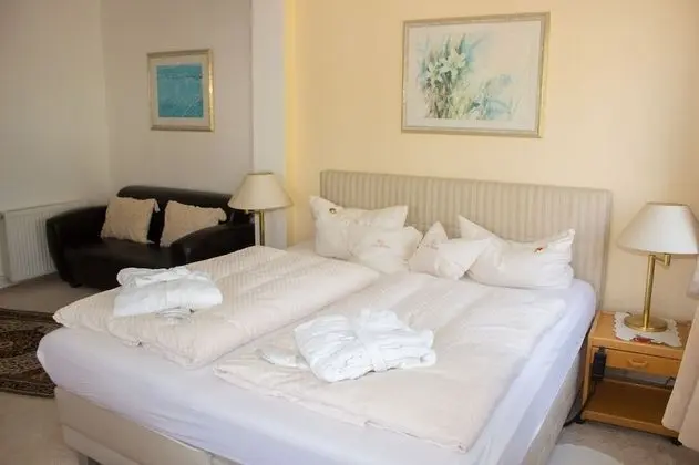 Comfort Tek Büyük Yataklı Oda