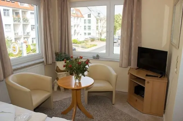 Comfort Tek Büyük Yataklı Oda