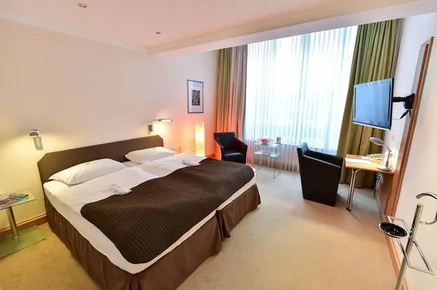 Basic Tek Büyük veya İki Ayrı Yataklı Oda