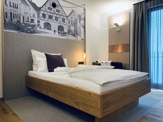 Tek Büyük Yataklı Oda