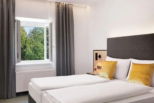 Comfort Oda, 1 En Büyük (King) Boy Yatak, Sigara İçilmez, Banyolu/Duşlu (Single Use)