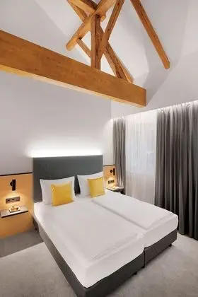 Comfort Oda, 1 En Büyük (King) Boy Yatak, Sigara İçilmez, Banyolu/Duşlu (Single Use)