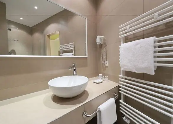 Quiet single room
