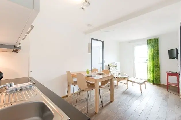 Deluxe Apart Daire, 2 Yatak Odası, Balkon, Bahçe Manzaralı