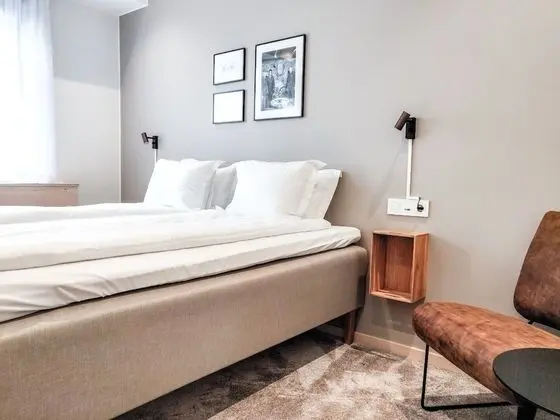 Standard Tek Büyük Yataklı Oda