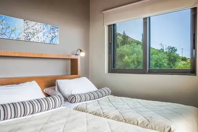 Villa (4 Bedrooms)