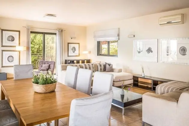 Villa (4 Bedrooms)