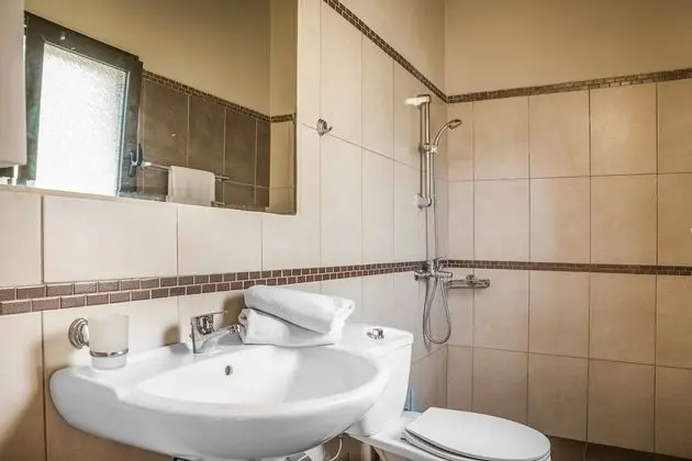 Villa (4 Bedrooms)