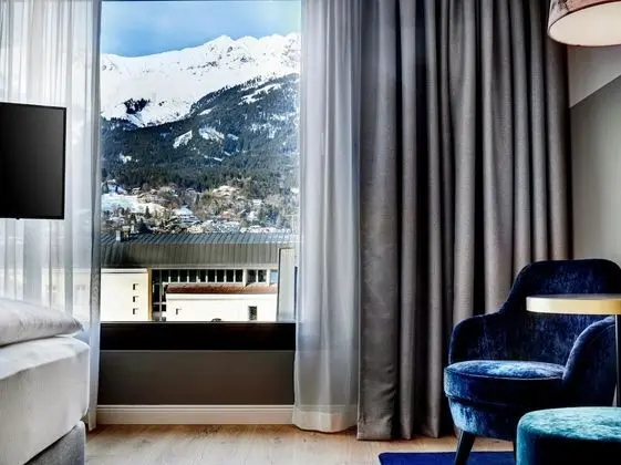 Panoramic Tek Büyük Yataklı Oda