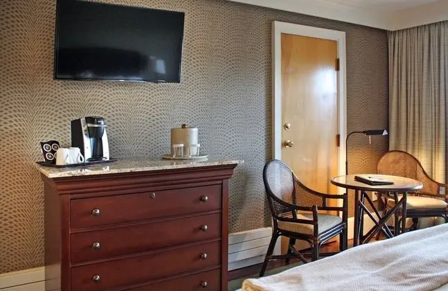 Oda, 1 En Büyük (King) Boy Yatak, Balkon, Kısmi Manzaralı