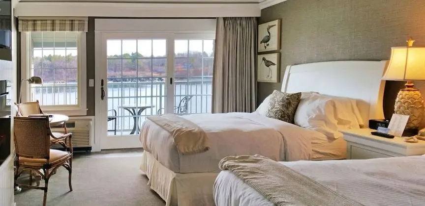 Oda, 2 Çift Kişilik Yatak, Balkon, Nehir Manzaralı (Harborview)