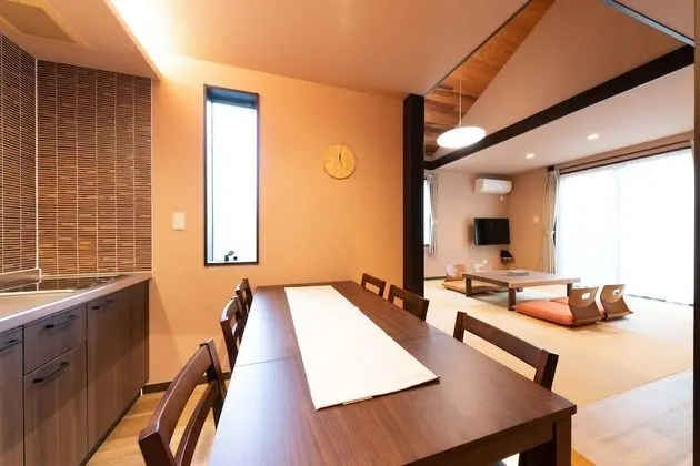 Family Apart Daire, Sigara İçilmez (102)