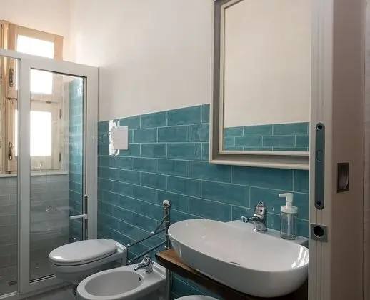 Grand Tek Büyük Yataklı Oda