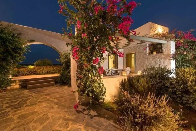 Premier Poolfront Villa