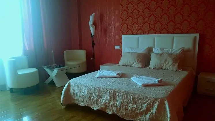 Luxury Tek Büyük Yataklı Oda