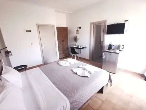 Tek Büyük Yataklı Oda, Bahçe Manzaralı