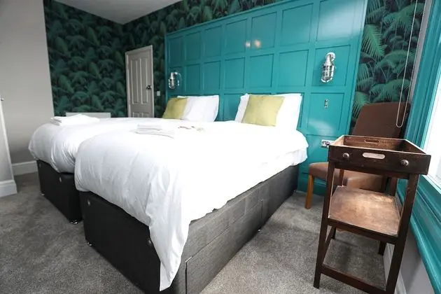 Superior King Room