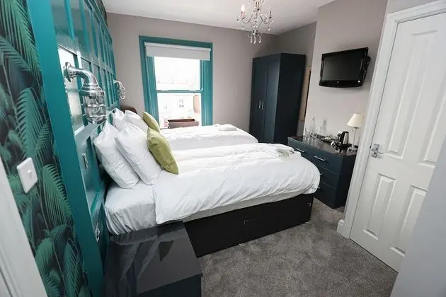 Superior King Room