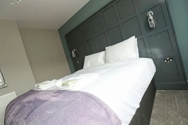 Superior King Room