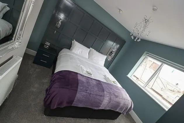 Superior King Room