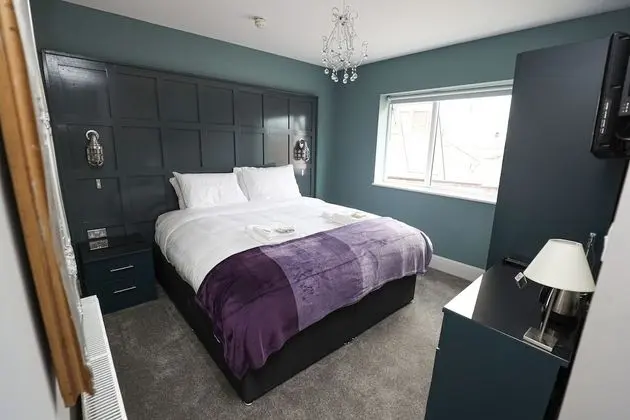 Superior King Room
