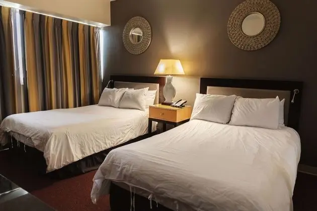 Double Deluxe Suite, Kitchen