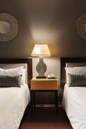 Double Deluxe Suite, Kitchen
