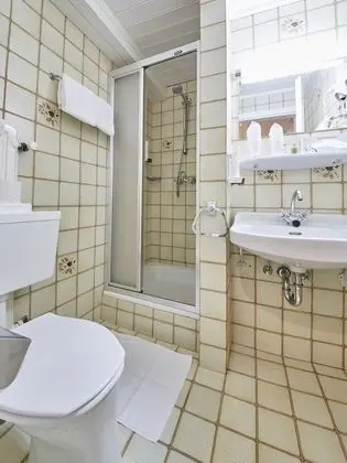 Design Tek Büyük Yataklı Oda