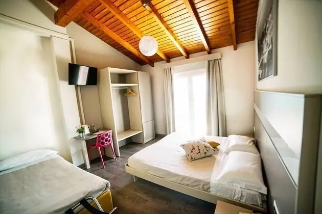 Family Triple Room, Lake View