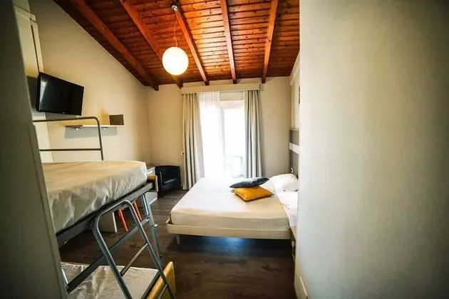 Family Triple Room, Lake View