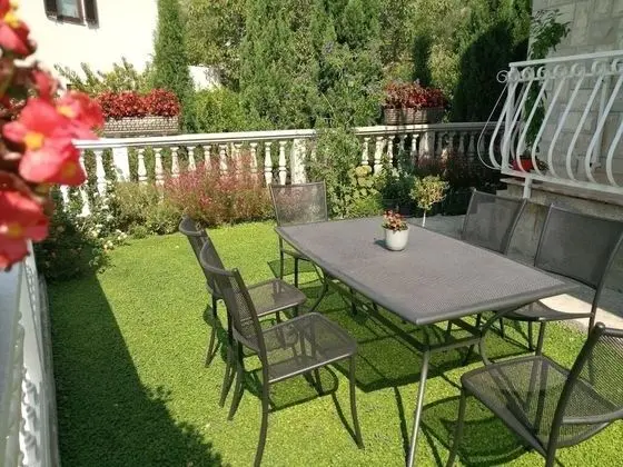 Apart Daire (Stan - 150m from the sea - A1 kat(4+2)