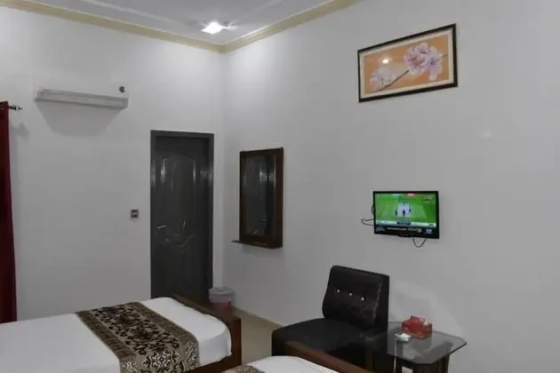 Standard Tek Büyük veya İki Ayrı Yataklı Oda
