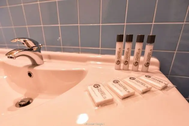 Büyük Yataklı Tek Kişilik Oda