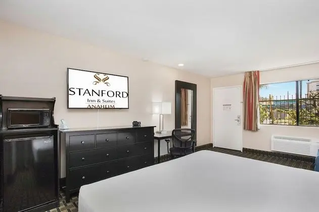 Standard Oda, 1 En Büyük (King) Boy Yatak ve Çekyat, Sigara İçilmez, Buzdolabı ve Mikrodalga