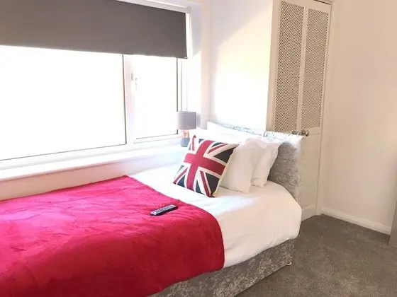 Comfort Villa, Özel Banyo (With Games Room)