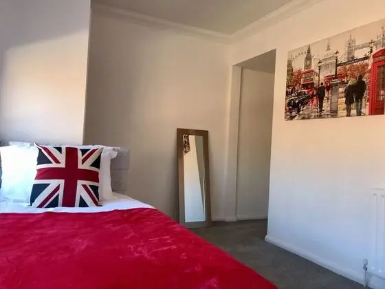 Comfort Villa, Özel Banyo (With Games Room)