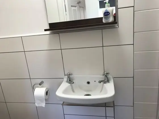 Comfort Villa, Özel Banyo (With Games Room)