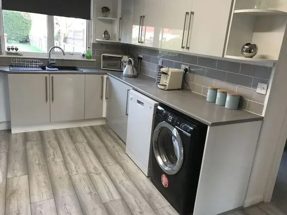 Comfort Villa, Özel Banyo (With Games Room)
