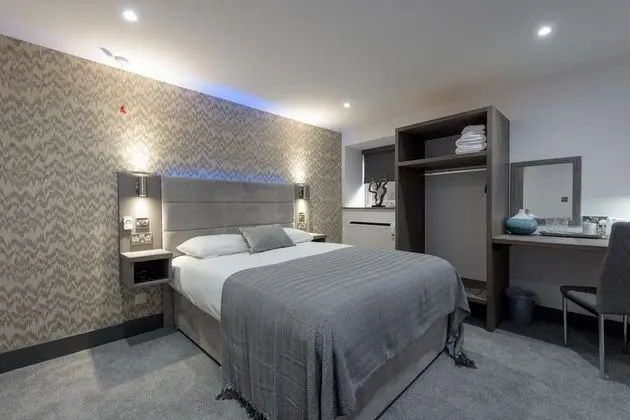 Deluxe Tek Büyük Yataklı Oda, Banyolu/Duşlu