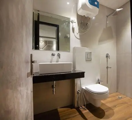 Executive Room with Sofa and Window