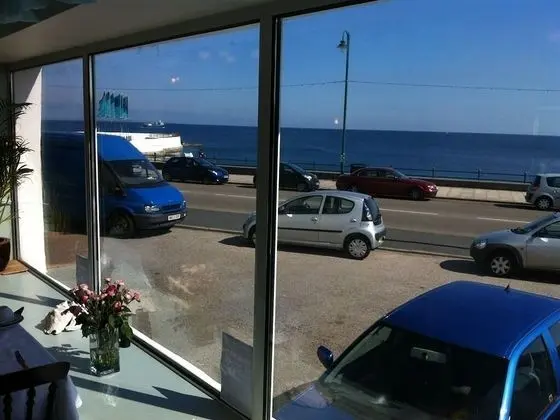 İki Ayrı Yataklı Oda, Banyolu/Duşlu