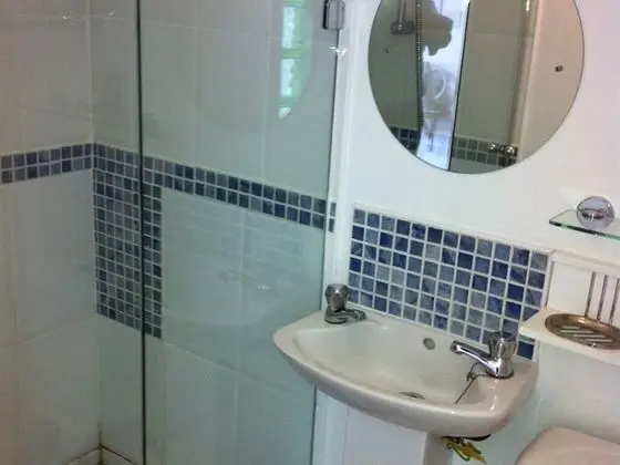 Premium Tek Büyük Yataklı Oda, Banyolu/Duşlu (Room 4)