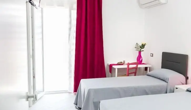 Tek Büyük veya İki Ayrı Yataklı Oda
