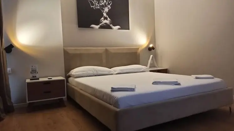 Standard Tek Büyük Yataklı Oda